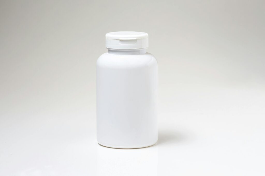 non label medication bottle for therapy clients